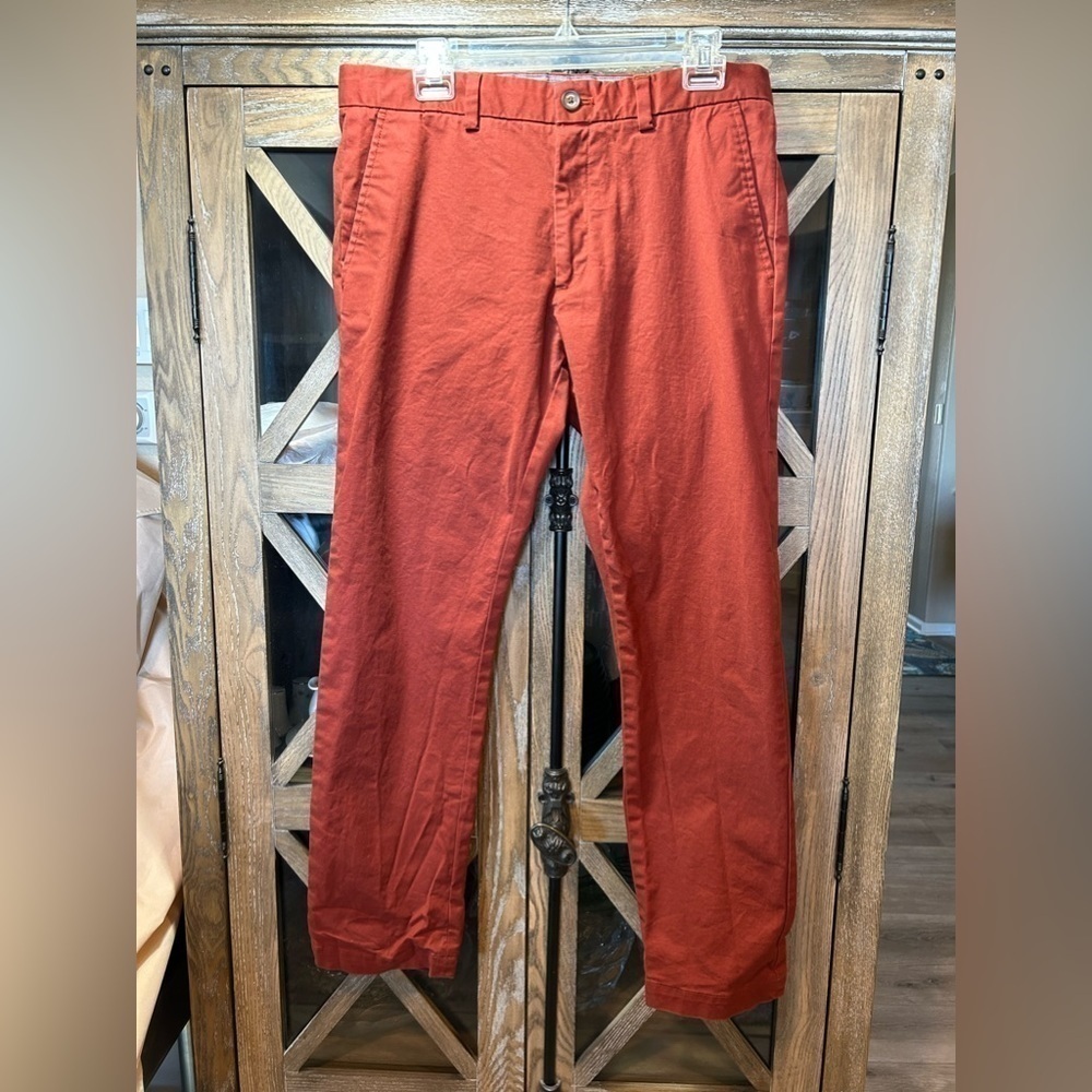 B149. Banana Republic Fulton skinny chino.